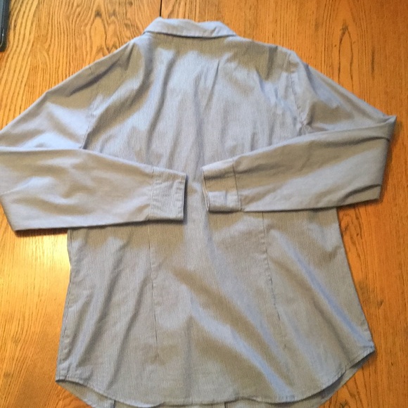 EUC Worthington blue and white pinstripe blouse - Picture 9 of 13